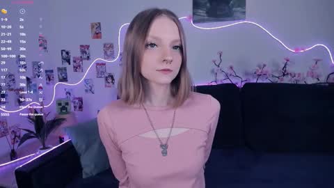 Bella online show from November 14, 2025, 7:18 am