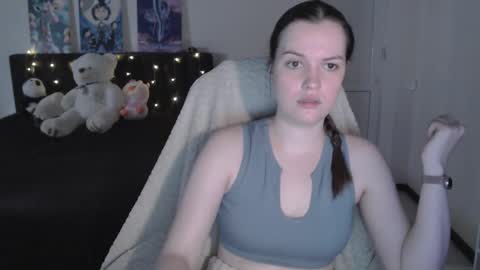 little__flowers online show from October 15, 2025, 8:03 am