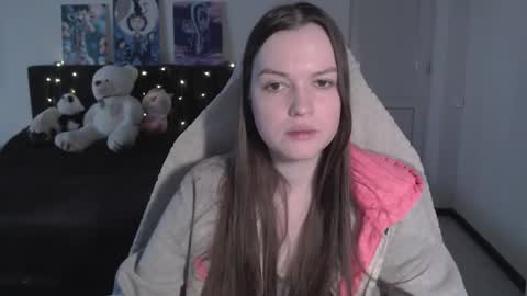 little__flowers online show from February 6, 2026, 11:02 am