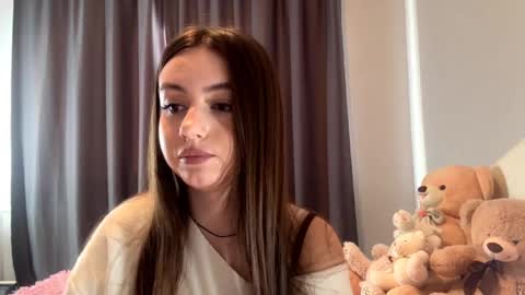 Snapshot of little_anioneta chatting on September 27, 2025, 2:16 am Catherine online show from September 27, 2025, 2:16 am