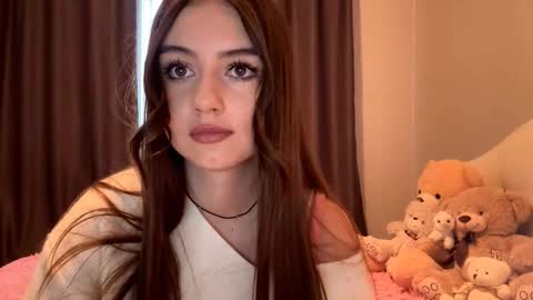 Snapshot of little_anioneta chatting on September 29, 2025, 2:06 am Catherine online show from September 29, 2025, 2:06 am