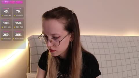 Snapshot of little_bliss chatting on October 23, 2025, 9:57 pm little_bliss online show from October 23, 2025, 9:57 pm