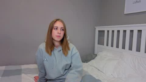 little_bye online show from October 11, 2025, 10:25 am