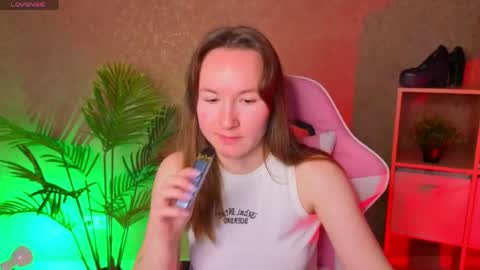 Alexandra online show from April 22, 2026, 2:03 am