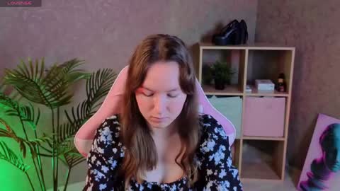 Snapshot of little_doll_meow chatting on May 8, 2026, 1:55 am Alexandra online show from May 8, 2026, 1:55 am