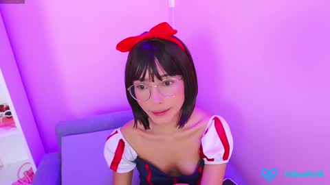 Little Effy online show from March 11, 2025, 8:20 pm