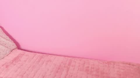 Little Effy online show from April 15, 2026, 10:10 pm