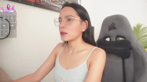 Help me reach 100 likes online show from May 9, 2026, 7:19 pm