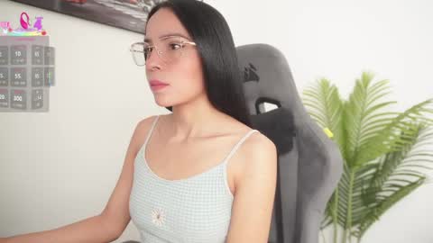 Help me reach 100 likes online show from May 23, 2026, 7:07 pm