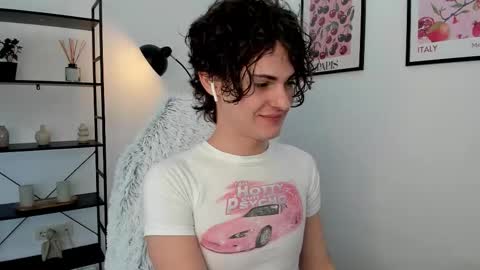 Snapshot of little_femb0y chatting on February 28, 2026, 1:01 pm Daniel online show from February 28, 2026, 1:01 pm