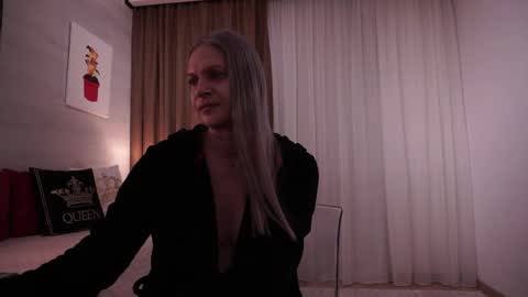 little_heart_andreea online show from November 26, 2025, 8:43 pm