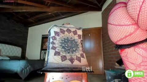 Izzi online show from April 14, 2026, 6:47 pm