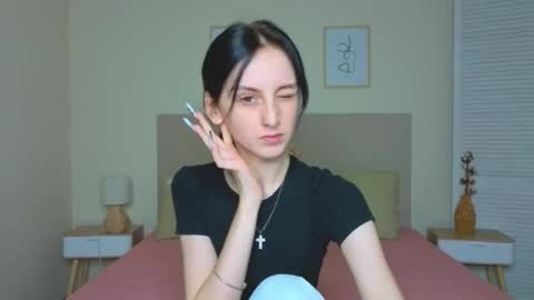 little_mollee online show from September 24, 2025, 10:02 pm