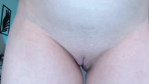 Snapshot of little_pearl_ chatting on February 14, 2025, 8:52 am Adaline online show from February 14, 2025, 8:52 am