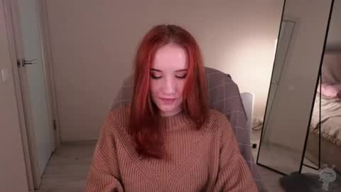 Snapshot of little_pretty_woman chatting on June 1, 2026, 12:07 pm little_pretty_woman online show from June 1, 2026, 12:07 pm