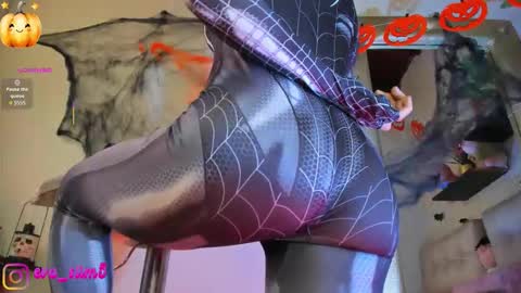 Eva online show from October 29, 2025, 5:14 pm