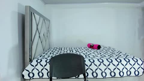 Snapshot of littleabbie chatting on February 20, 2025, 3:45 am Abbie online show from February 20, 2025, 3:45 am