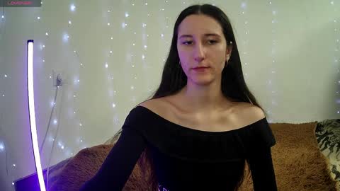 LittleAhWitch online show from April 1, 2026, 2:03 pm