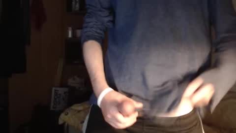 littlealien7 online show from November 26, 2025, 2:12 am