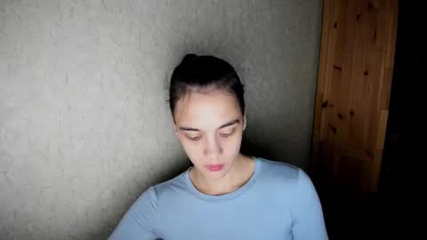 Snapshot of littleashleyy chatting on November 29, 2025, 1:47 pm littleashleyy online show from November 29, 2025, 1:47 pm