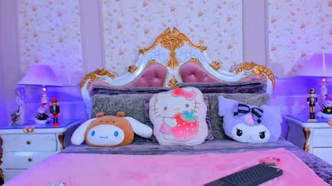  Violet  Alyson  online show from December 7, 2024, 3:47 am