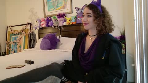 littledeathtrap online show from February 28, 2026, 9:49 pm