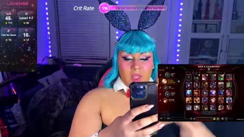 littledracula666 online show from March 11, 2025, 9:56 am