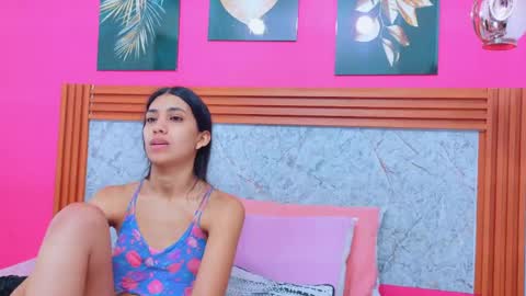 Snapshot of littlee_emilyy_ chatting on March 24, 2026, 12:43 pm Emily online show from March 24, 2026, 12:43 pm