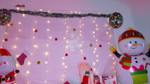 littlee_emma_ online show from December 30, 2024, 6:09 am