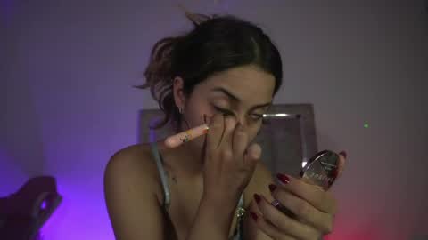 littlee_emma_ online show from May 14, 2026, 11:22 pm