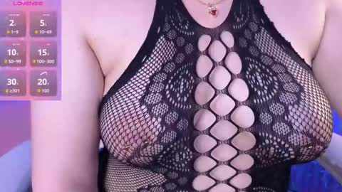 Snapshot of littlee_red chatting on May 8, 2026, 8:58 pm Angel online show from May 8, 2026, 8:58 pm