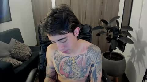 Snapshot of littleferxxo chatting on September 19, 2025, 5:20 am Ferxxo online show from September 19, 2025, 5:20 am