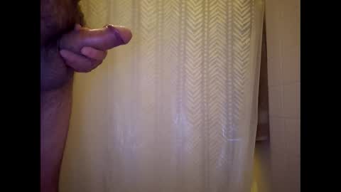 Snapshot of littleguyy888 chatting on September 11, 2025, 12:05 pm littleguyy888 online show from September 11, 2025, 12:05 pm