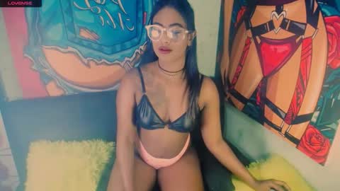 littleindianmilf online show from November 17, 2025, 10:54 am