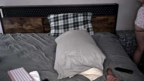 Snapshot of littlejessielov chatting on March 1, 2026, 9:17 pm Jessie online show from March 1, 2026, 9:17 pm