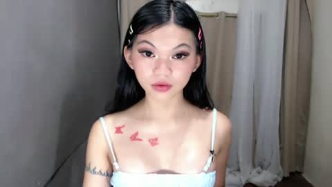 Snapshot of littlelace_ chatting on June 21, 2026, 12:13 am littlelace_ online show from June 21, 2026, 12:13 am