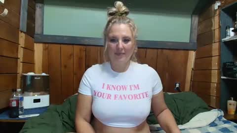 Snapshot of littlelisa1 chatting on March 6, 2026, 5:31 pm lisanixs online show from March 6, 2026, 5:31 pm