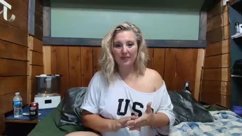 Snapshot of littlelisa1 chatting on March 24, 2026, 4:45 pm lisanixs online show from March 24, 2026, 4:45 pm