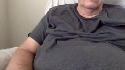 Snapshot of littlemaff chatting on November 13, 2025, 8:52 pm Maff online show from November 13, 2025, 8:52 pm