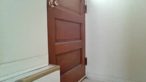 Littlemember2 online show from February 2, 2025, 8:41 pm