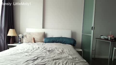 Little Molly online show from October 30, 2025, 2:35 am