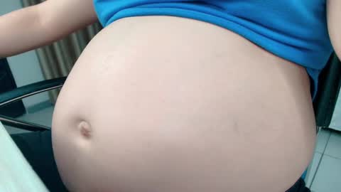 Snapshot of littlemolly_pregnant chatting on February 12, 2025, 12:58 am Sarahs Room online show from February 12, 2025, 12:58 am