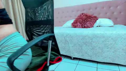 Sarahs Room online show from March 12, 2026, 12:17 am