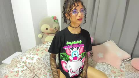 Luna online show from January 28, 2025, 11:28 pm