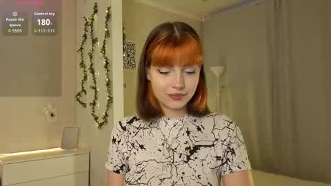 Snapshot of littlenight0wl chatting on October 3, 2025, 3:47 am Bella online show from October 3, 2025, 3:47 am