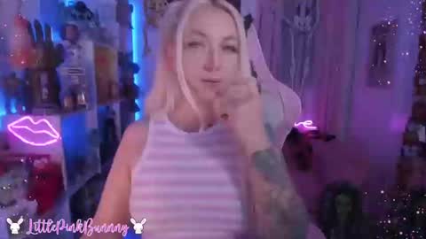 LittlePinkBunnny online show from October 27, 2025, 6:17 am