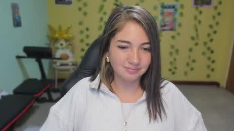 Mia  Wednesday to Sunday 730 am to 1030 am Colombian Hour D online show from February 11, 2026, 3:22 am