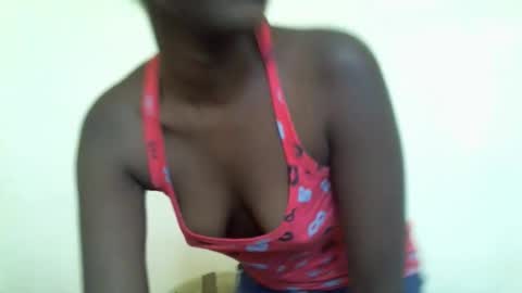 littlesandie online show from October 15, 2025, 5:29 am