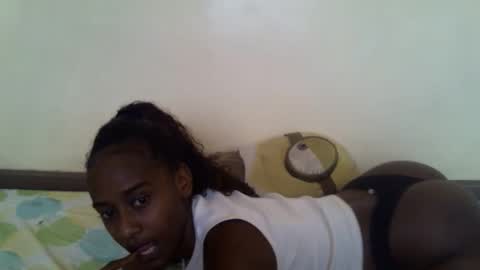 littlesandie online show from December 4, 2025, 6:12 am