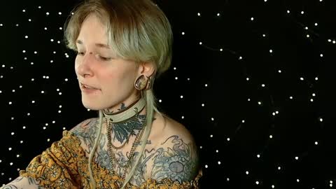 Niki  free tg channel with some photos gifs and info about streams  online show from December 19, 2024, 8:44 pm